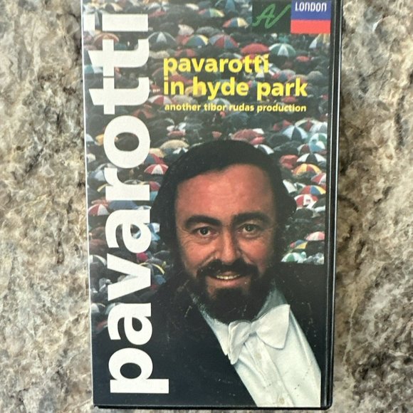 Pavarotti in Hyde Park (VHS, 1991) - Picture 1 of 1